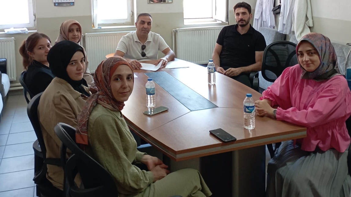 Senebaşı Öğretmenler Kurulu Toplantısı Gerçekleştirildi